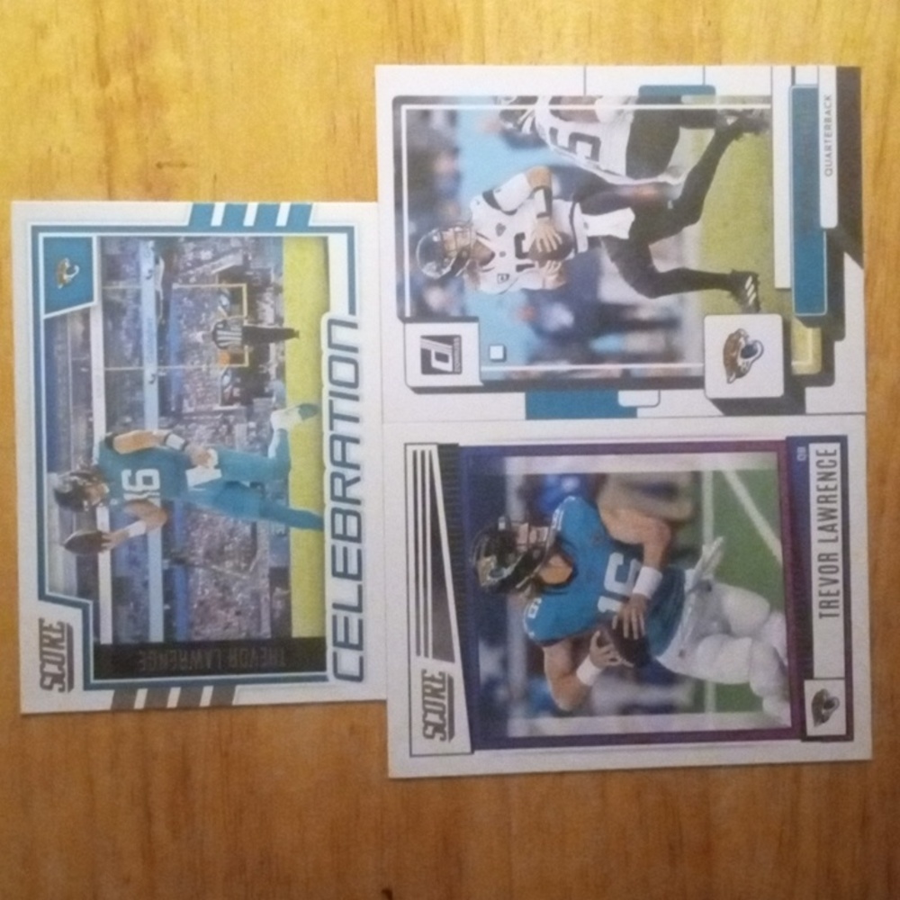 Trevor Lawrence football cards